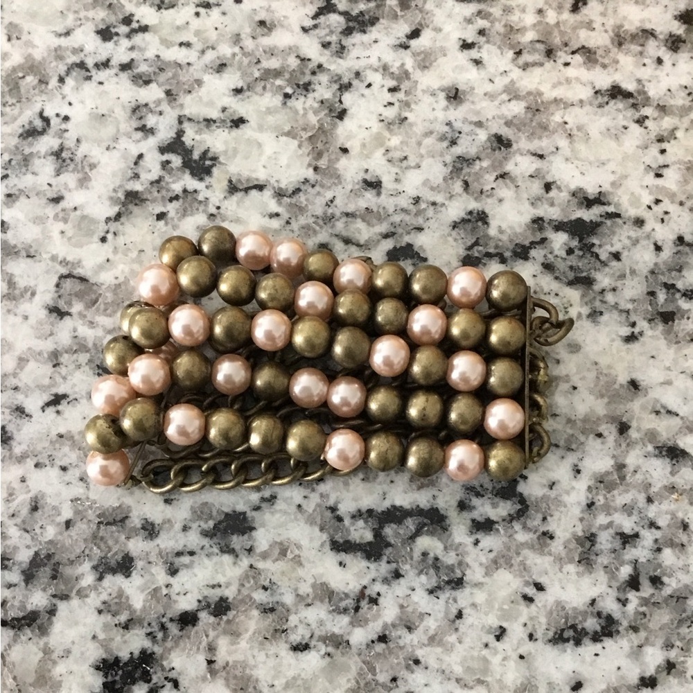 Beaded bracelet